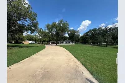 409 Pecan Grove Drive, Clyde, TX 79510 - Photo 1