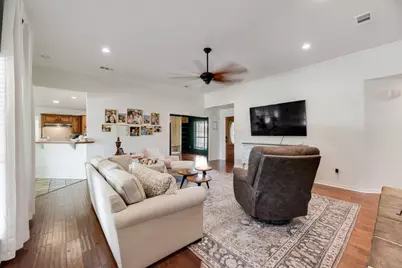 841 S Clinton Lane, Midlothian, TX 76065 - Photo 11