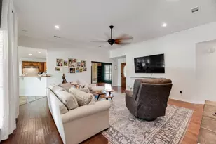 841 S Clinton Ln, Midlothian, TX 76065 - Photo 11
