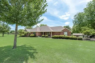 841 S Clinton Ln, Midlothian, TX 76065 - Photo 5