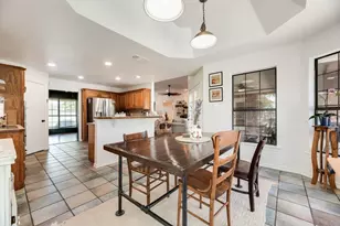 841 S Clinton Ln, Midlothian, TX 76065 - Photo 17