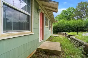 1402 Congress St, Denton, TX 76201 - Photo 3
