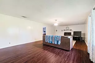 9157 N Hwy 271, Powderly, TX 75473 - Photo 5