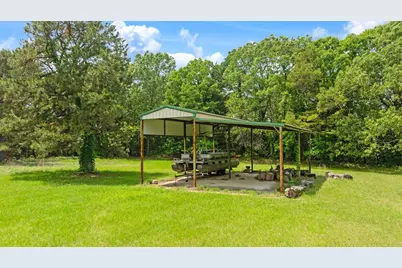 9157 N Hwy 271, Powderly, TX 75473 - Photo 21