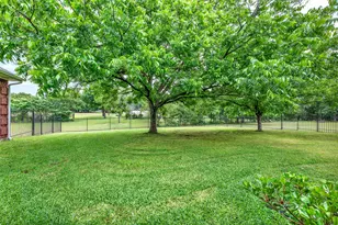 2735 Bent Oaks Dr, Burleson, TX 76028 - Photo 27