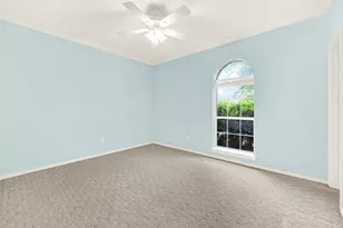 2735 Bent Oaks Dr, Burleson, TX 76028 - Photo 17