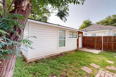 712 W 8th Street, Dallas, TX 75208 - Photo 13