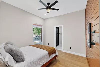 712 W 8th Street, Dallas, TX 75208 - Photo 11