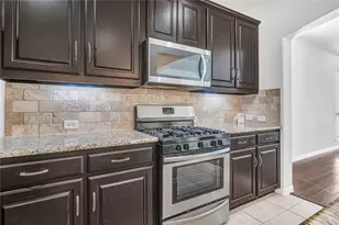 631 Kirby Dr, Argyle, TX 76226 - Photo 3