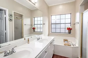 205 Kiowa Dr E, Gainesville, TX 76240 - Photo 25