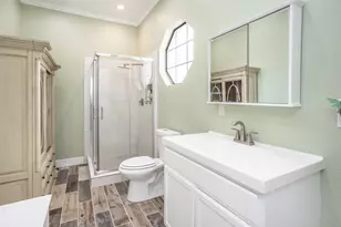 205 Kiowa Dr E, Gainesville, TX 76240 - Photo 21