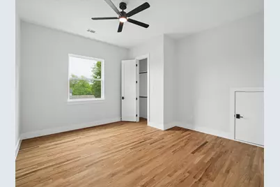 2610 Emmett Street, Dallas, TX 75211 - Photo 27