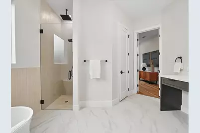 2610 Emmett Street, Dallas, TX 75211 - Photo 17