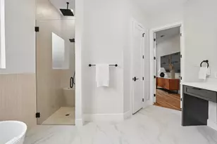 2610 Emmett St, Dallas, TX 75211 - Photo 17