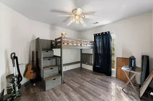 316 Coral Reef St, Gun Barrel City, TX 75156 - Photo 17