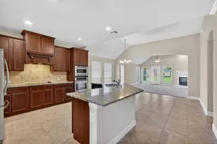557 Lake Bluff Ave, Oak Point, TX 75068 - Photo 11