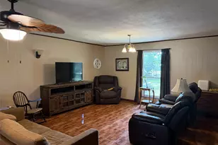 703 W Sherman St, Chico, TX 76431 - Photo 29