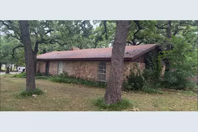 703 W Sherman Street, Chico, TX 76431 - Photo 3
