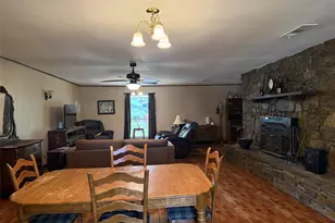 703 W Sherman St, Chico, TX 76431 - Photo 27