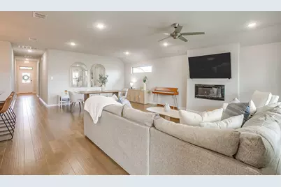 5709 Freeport Lane, Fort Worth, TX 76126 - Photo 17