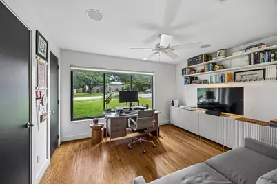 811 N Oak Cliff Boulevard, Dallas, TX 75208 - Photo 15