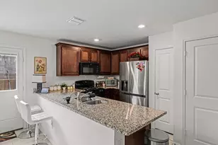 14056 Drover St, Pilot Point, TX 76258 - Photo 5