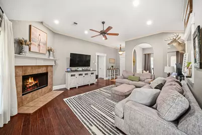 507 Sonny Avenue, Ennis, TX 75119 - Photo 5