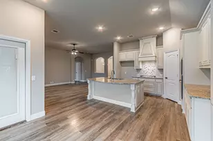 1965 Silverleaf Dr, Glenn Heights, TX 75154 - Photo 3