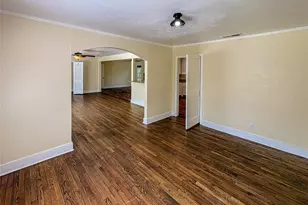 367 Pecan St, Van, TX 75790 - Photo 15