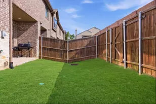 3621 Harebell Dr, Carrollton, TX 75007 - Photo 35