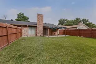 949 Meadowdale Cir, Garland, TX 75043 - Photo 37