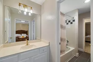 3921 Harrison Ct, Carrollton, TX 75010 - Photo 29