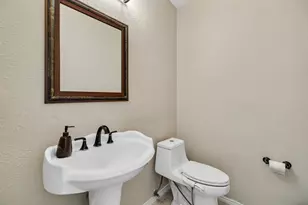 3921 Harrison Ct, Carrollton, TX 75010 - Photo 33