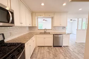 5412 Conroy St, Fort Worth, TX 76134 - Photo 9