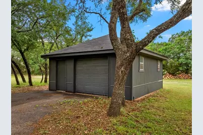 1072 Chapman Road, Crawford, TX 76638 - Photo 33