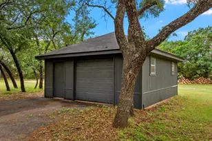 1072 Chapman Rd, Crawford, TX 76638 - Photo 33