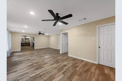 1072 Chapman Road, Crawford, TX 76638 - Photo 13