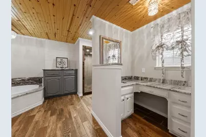 1072 Chapman Road, Crawford, TX 76638 - Photo 19