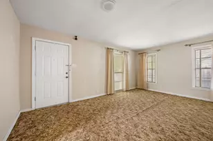 3409 Dalford St, Fort Worth, TX 76111 - Photo 5