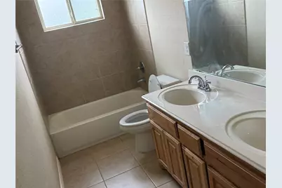 700 N Irving Heights Drive, Irving, TX 75061 - Photo 13
