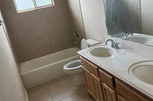 700 N Irving Heights Dr, Irving, TX 75061 - Photo 13