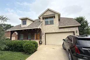 700 N Irving Heights Dr, Irving, TX 75061 - Photo 3