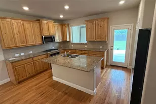 700 N Irving Heights Dr, Irving, TX 75061 - Photo 17