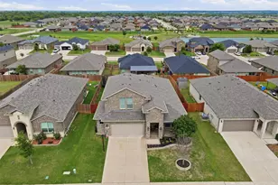 1111 Dublin Dr, Cleburne, TX 76033 - Photo 21