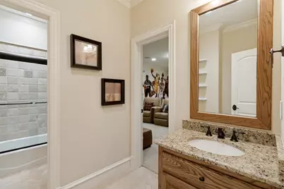 10630 Royal Springs Drive, Dallas, TX 75229 - Photo 27