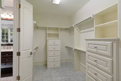 10630 Royal Springs Drive, Dallas, TX 75229 - Photo 21
