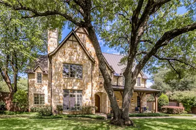 10630 Royal Springs Drive, Dallas, TX 75229 - Photo 3