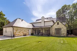 10630 Royal Springs Dr, Dallas, TX 75229 - Photo 33