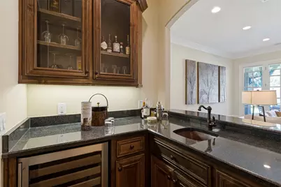 10630 Royal Springs Drive, Dallas, TX 75229 - Photo 9