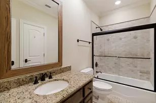 10630 Royal Springs Dr, Dallas, TX 75229 - Photo 25